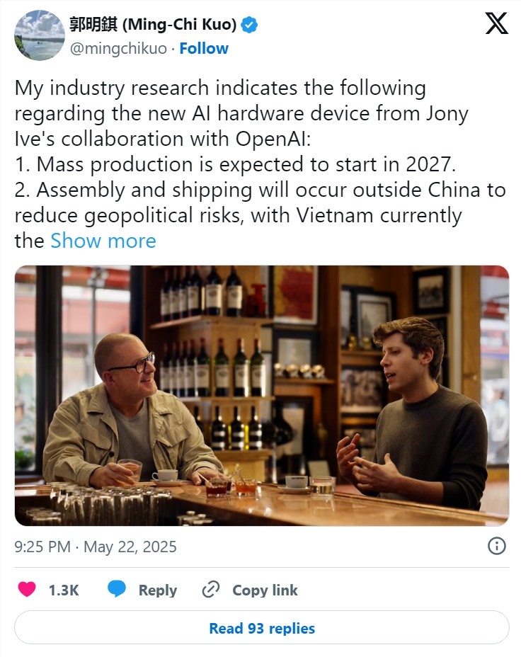 奥特曼与艾维引领AI设备革新，iPhone或面临颠覆？